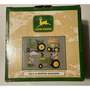 NIB John Deere Ceramic Tractor & Trailer Salt Pepper Shakers Set Farm Home Decor